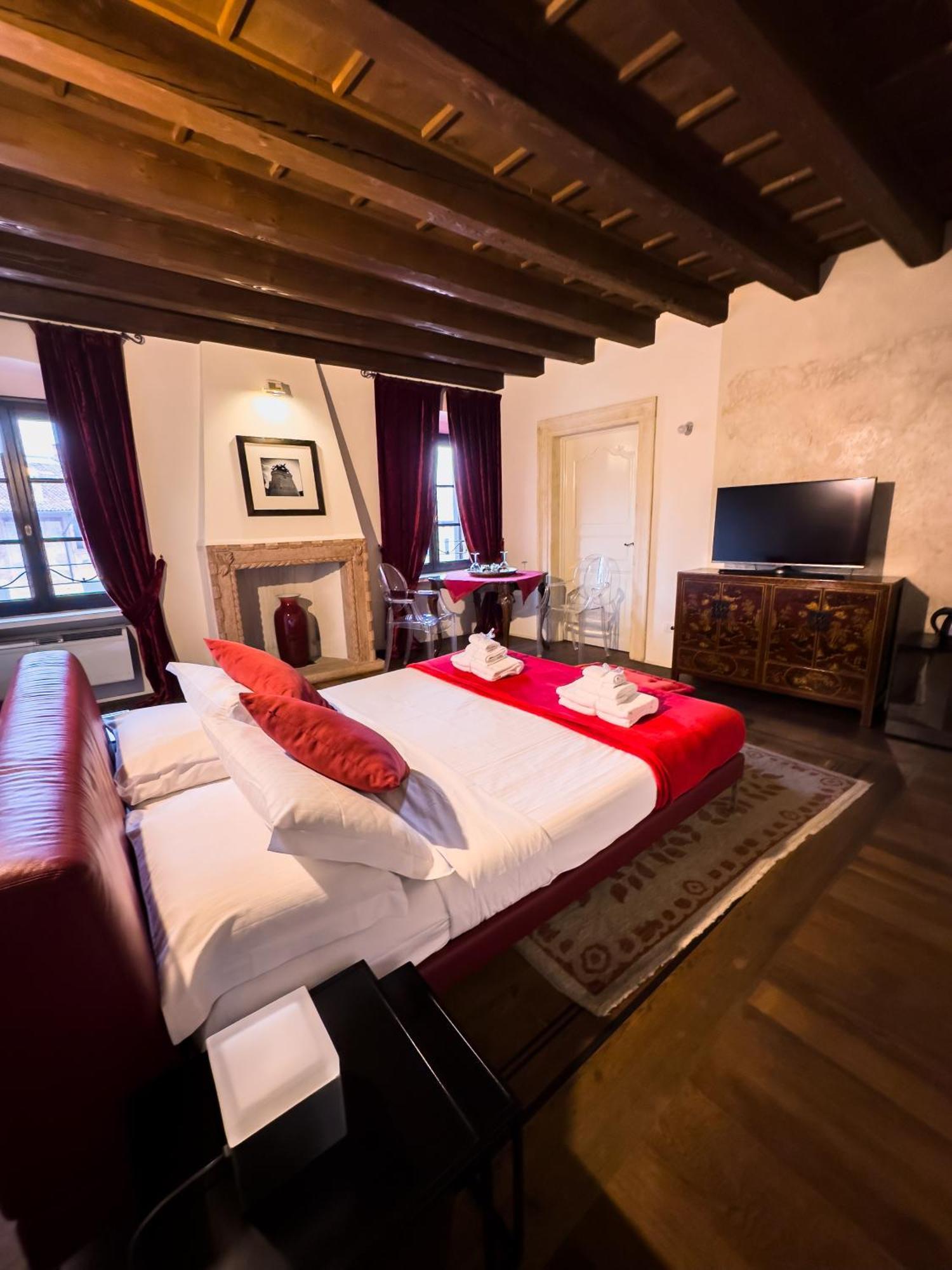Truly - Delle Erbe Gasthof Verona